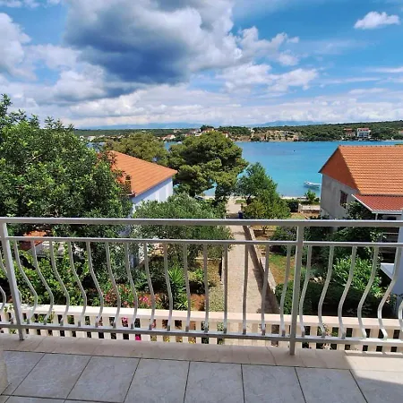 Ceratonia Apartments Lovište Exterior foto