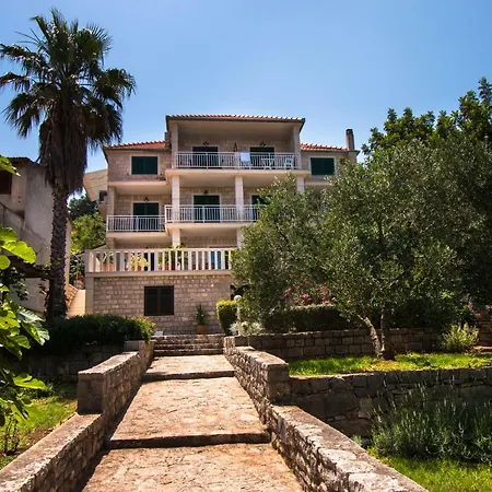 Ceratonia Apartments Lovište Exterior foto