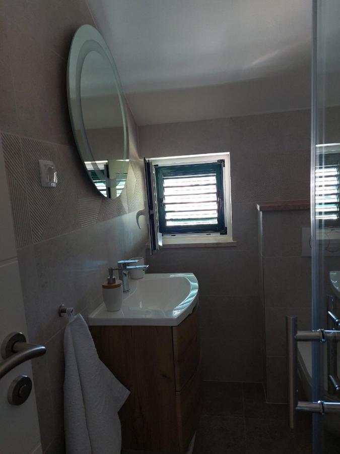 Apartment Ceratonia *